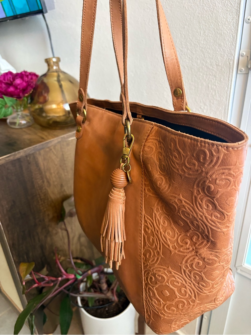 The Sak Sienna Leather Tote Handbag with Tassel Accent Tan Cognac - Picture 4 of 10